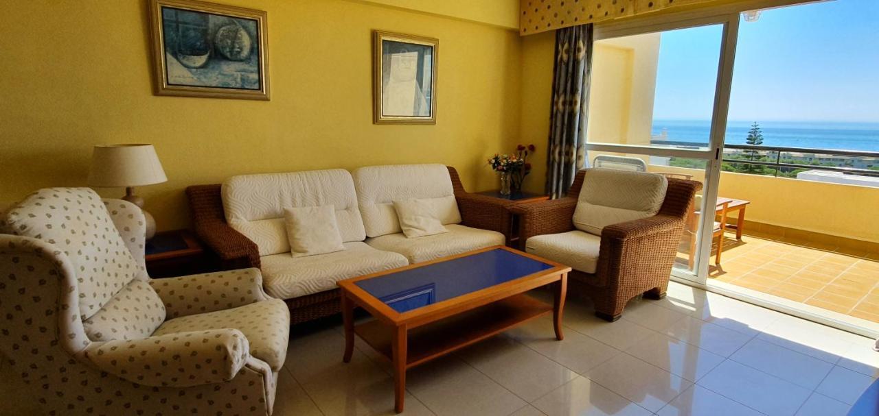شقة Corner Sea View Penthouse With 95M² Terraces ماربيا المظهر الخارجي الصورة