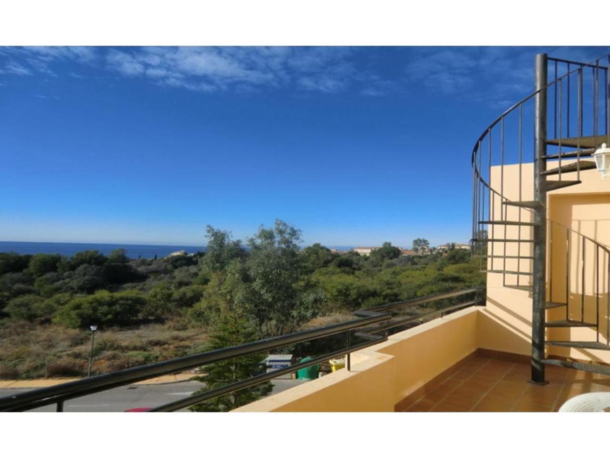 شقة Corner Sea View Penthouse With 95M² Terraces ماربيا المظهر الخارجي الصورة