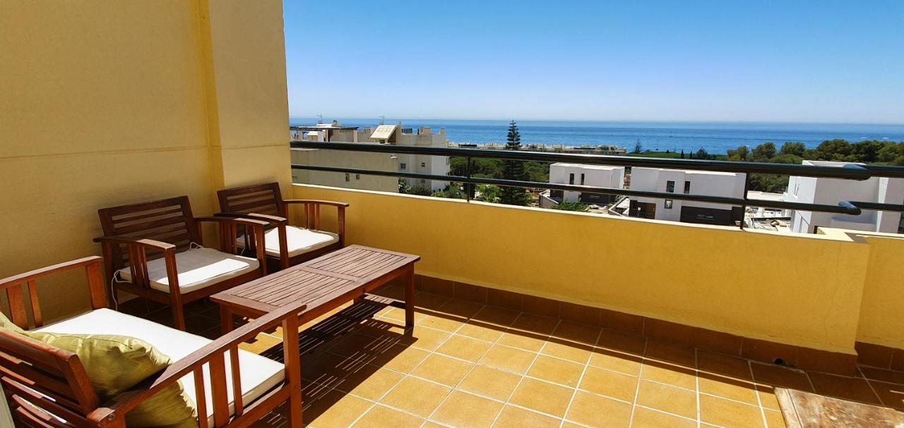 شقة Corner Sea View Penthouse With 95M² Terraces ماربيا المظهر الخارجي الصورة
