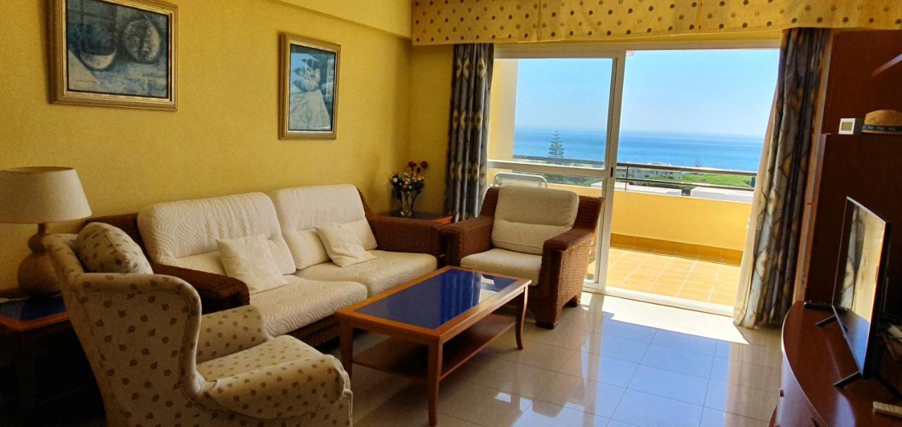 شقة Corner Sea View Penthouse With 95M² Terraces ماربيا المظهر الخارجي الصورة