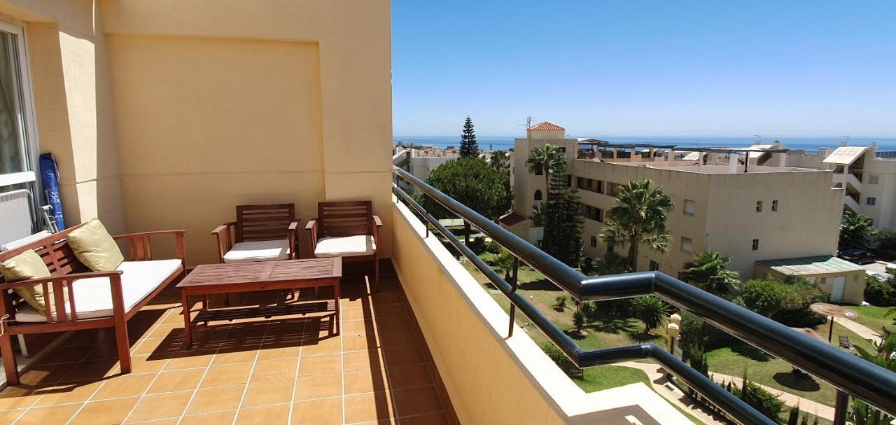 شقة Corner Sea View Penthouse With 95M² Terraces ماربيا المظهر الخارجي الصورة