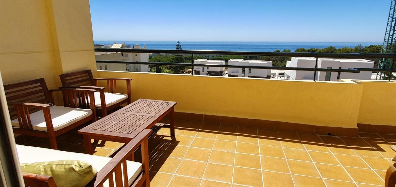 شقة Corner Sea View Penthouse With 95M² Terraces ماربيا المظهر الخارجي الصورة