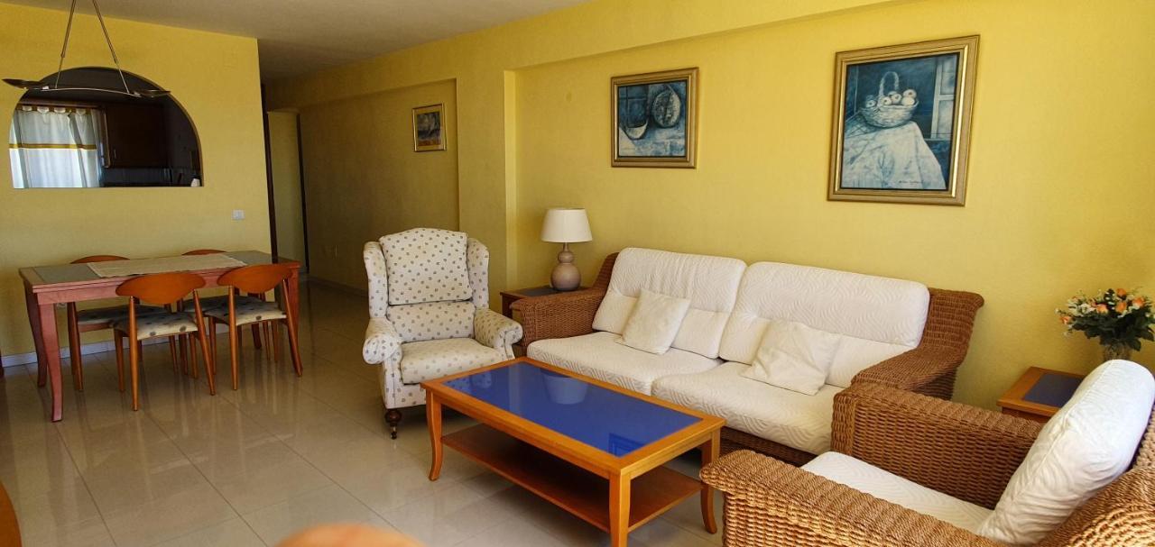 شقة Corner Sea View Penthouse With 95M² Terraces ماربيا المظهر الخارجي الصورة