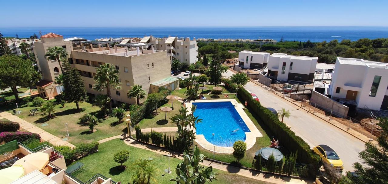شقة Corner Sea View Penthouse With 95M² Terraces ماربيا المظهر الخارجي الصورة